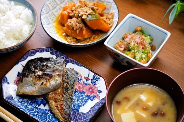 和風の食卓
