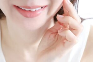 歯の白い女性