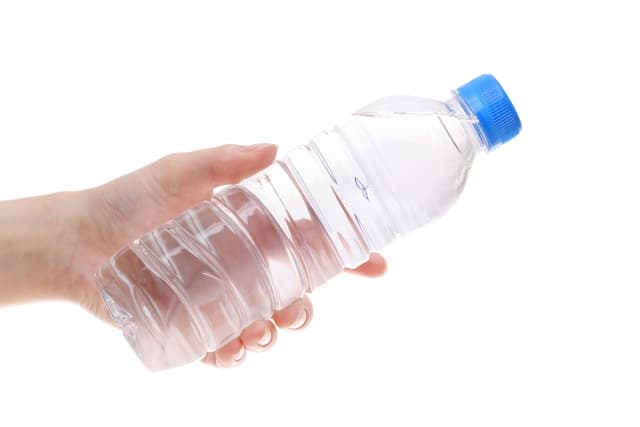 水を飲むイメージ